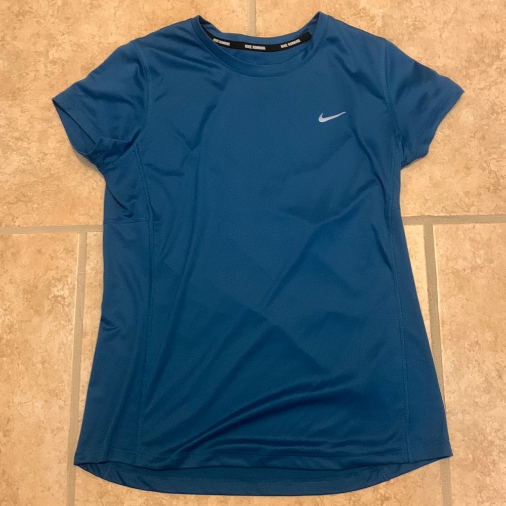 Nike dry fit tee